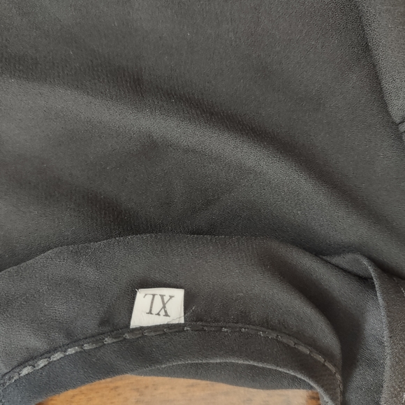 Blouse - Picture 2 of 2